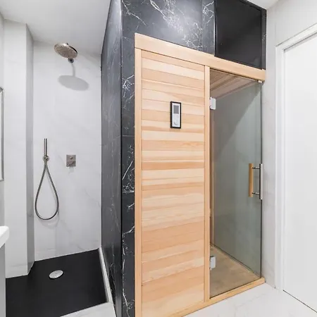 Prive A Domicile - Sauna Elegance A 17 Apartment