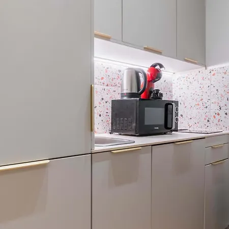 Prive A Domicile - Sauna Elegance A 17 Apartment