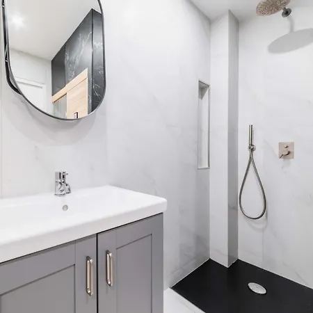 Prive A Domicile - Sauna Elegance A 17 Paris